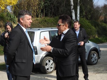 Minister za infrastrukturo dr. Peter Gašperšič obiskal delovišče na Gibini 3